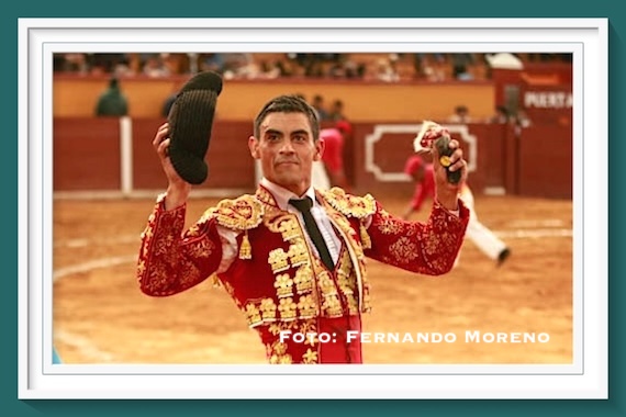 <b>Galería fotográfica de Fernando Moreno… Salió en hombros Angelino de Arriaga</b>