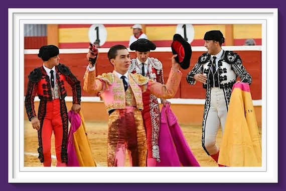 <b>En Tudela… la terna cortó oreja</b>