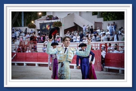 <b>En Beaucaire… A Pepe Luis Cirugeda la única oreja de la tarde</b>
