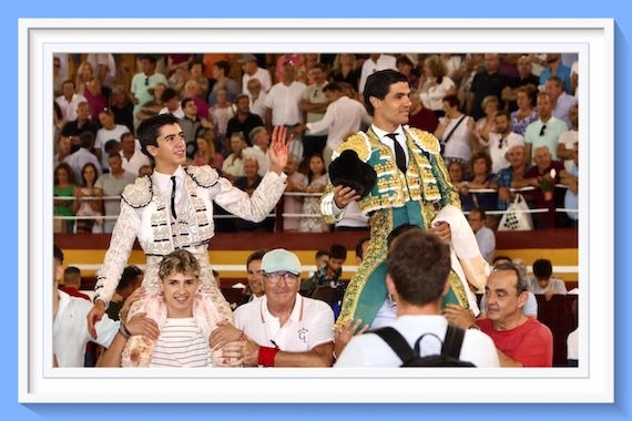 <b>En Cieza… Pérez y Aguado en hombros</b>