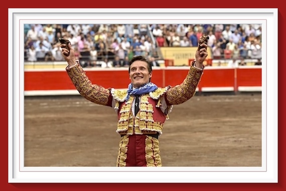 <b>En Bilbao… Dos orejas para Diego Urdiales</b>