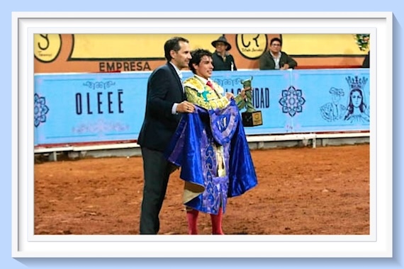 <b>Galería fotográfica de Fernando Moreno… Corrida de las luces Huamantla Tlaxcala</b>
