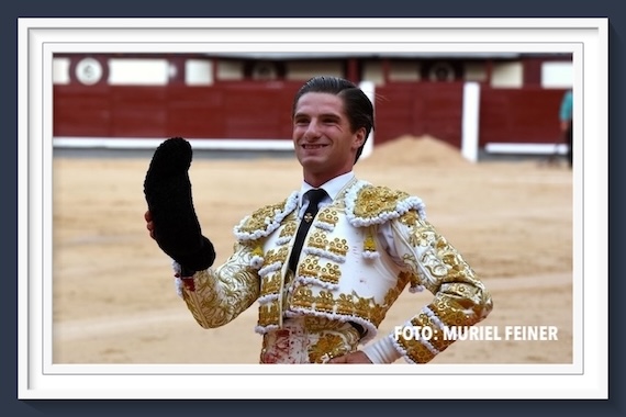 <b>En Madrid… <i>Villita</i> toreo de expresión y vuelta al ruedo</b>