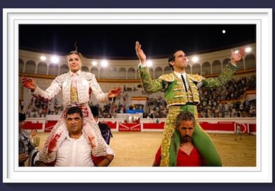 <b>En Melilla… Juan Ortega y Olga Casado en hombros</b>