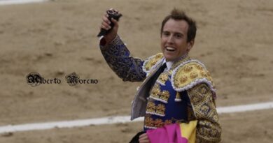 Desde el objetivo de Alberto Moreno… Oreja para un valiente Roman en Las Ventas 11-10-25