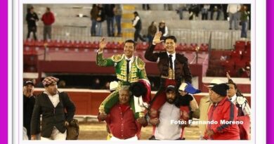 <b>En Pachuca… <i>El Zapata</i> y Téllez, salieron en hombros</b>