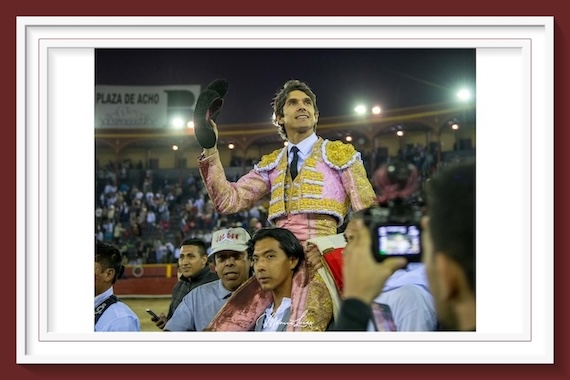 <b>Castella y <i>Saleroso</i> de Paiján, triunfan en la Feria Señor de los Milagros 2025</b>